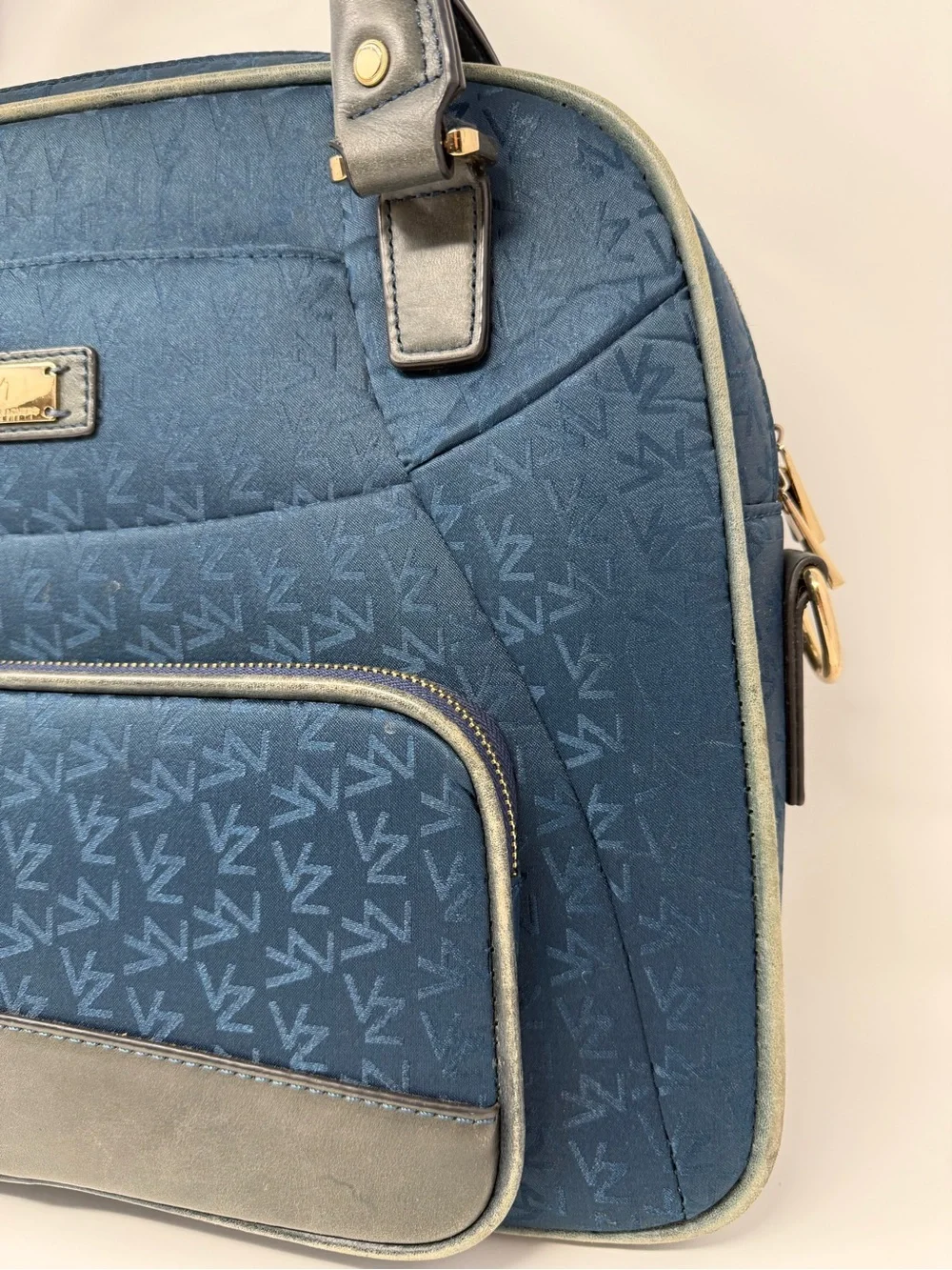 Velez Colombian Leather Blue Laptop Bag with Top Handle and Detachable Strap